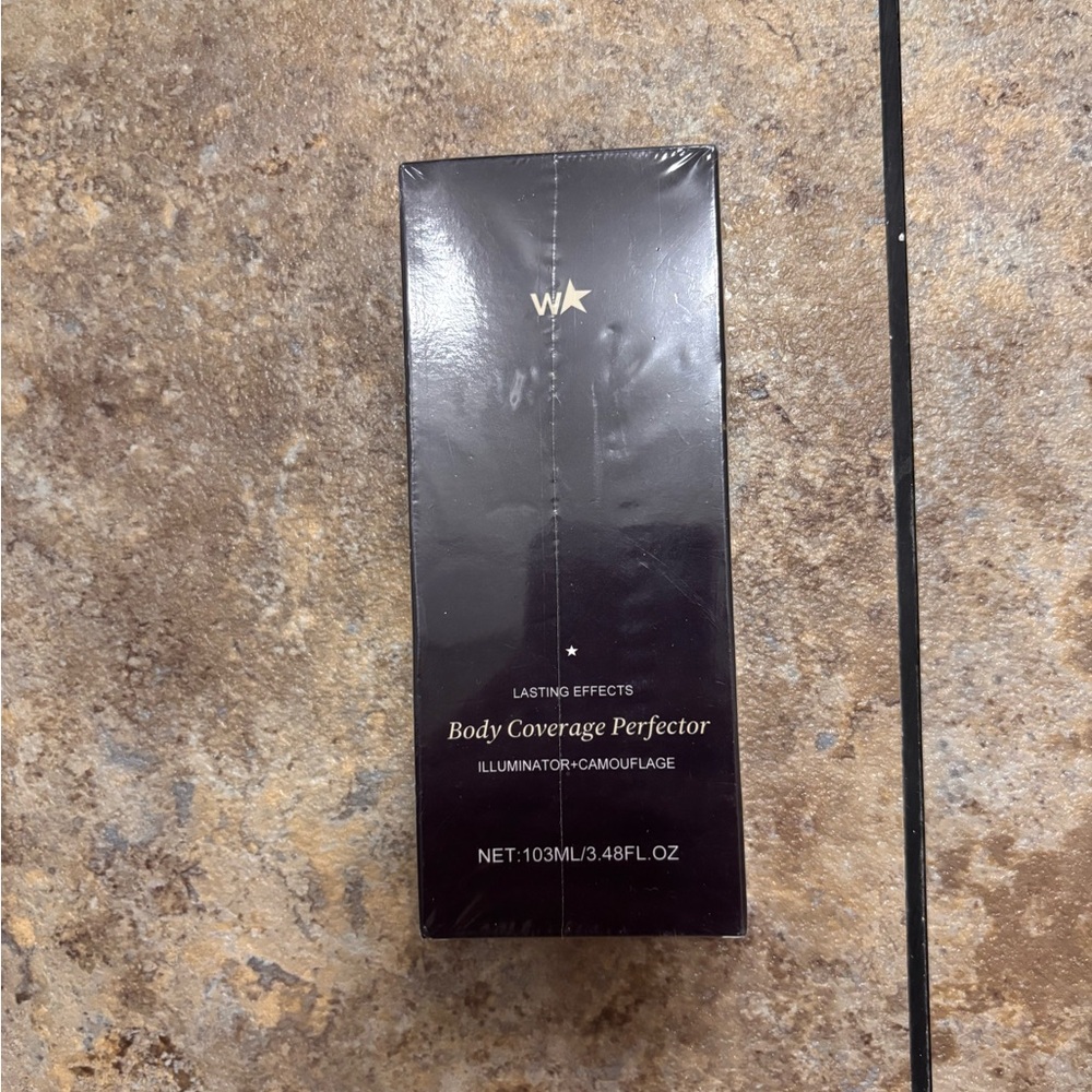 W7 Body Coverage Perfector - Black